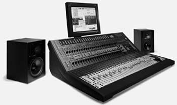 Focusrite Control 24 - ovládací pult pro Digidesig