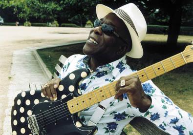 Co nového u kytarových velikánů... - Buddy Guy