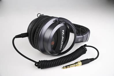 M-Audio Studiophile Q-40 - uzatvorené dynamické slúchadlá 