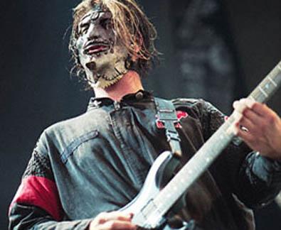 Podiové sestavy slavných kytaristů - Jim Root