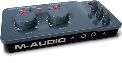 M-Audio Torq Conectiv - výkonné DJ pracoviště