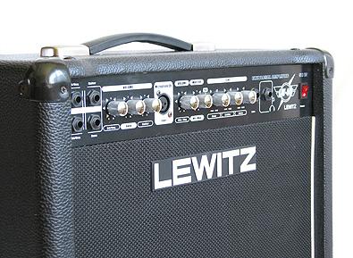 Lewitz LM-50 - Univerzálne kombo