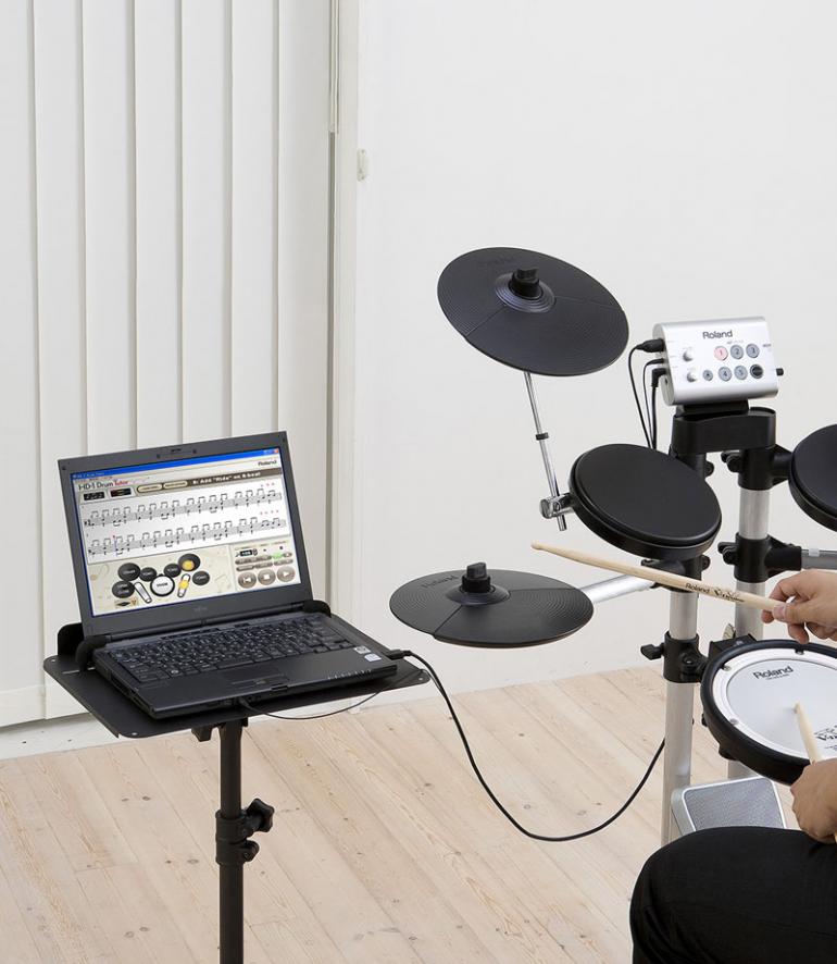 HD-1 Drum Tutor - výukový SW na bicí primárně určený pro Roland HD-1