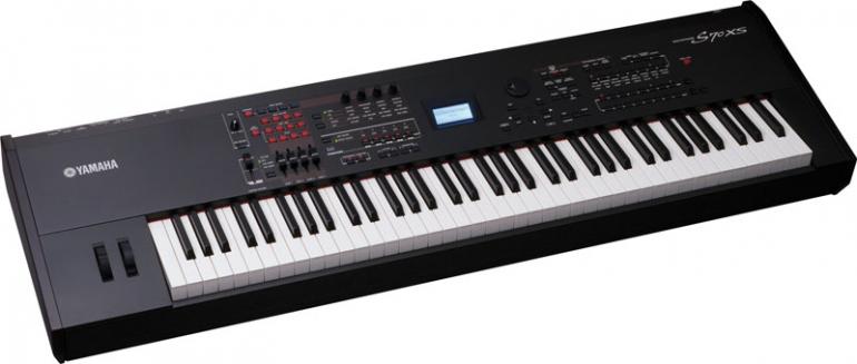 Yamaha S70 XS - partner na cesty i do studia