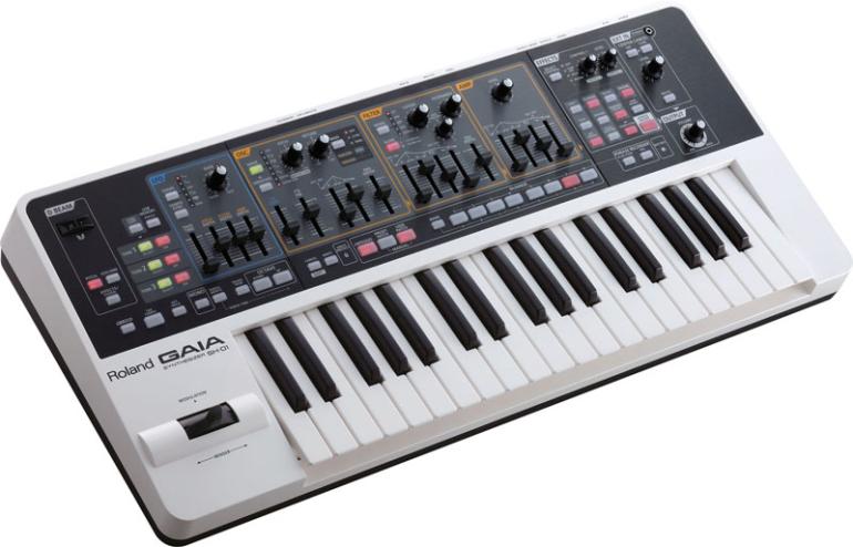 Roland Gaia - virtuálně analogový syntezátor se třemi oscilátory