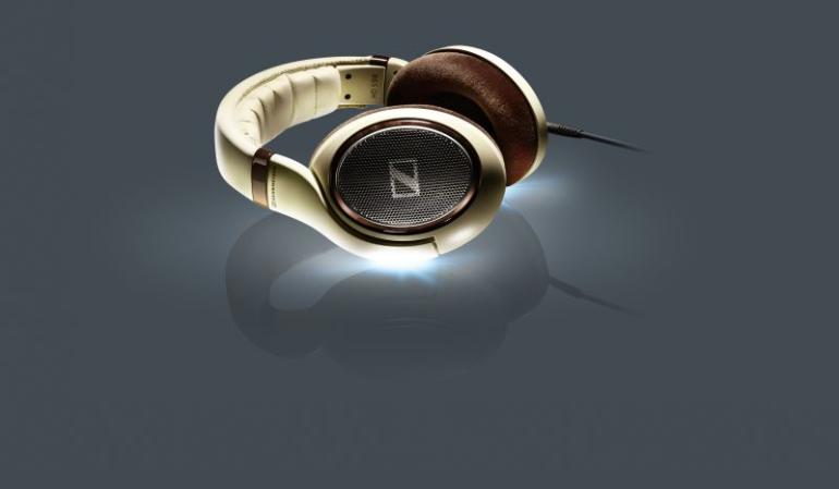 Product of the Year 2011 Sennheiser HD 598