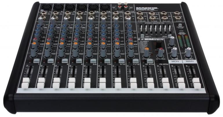 Mackie ProFX12 - analogový mixážní pult s integrovanou efektovou jednotkou