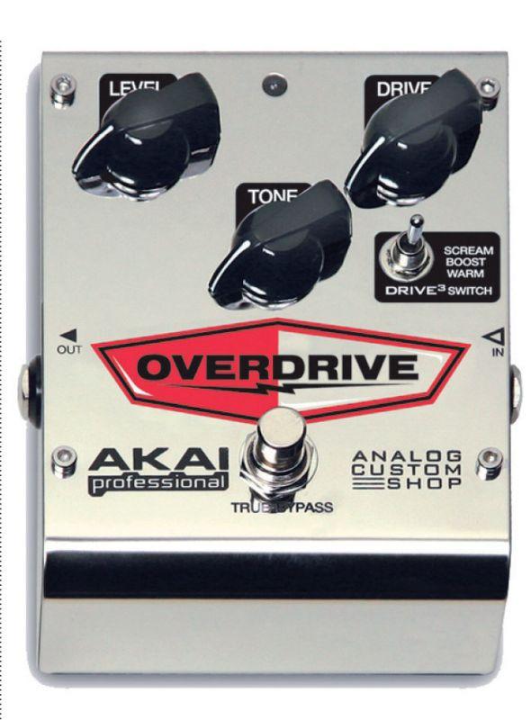 Akai Analog Custom Shop II. - Tohle nejsou parfémy, slečno. Tohle dělá rámus!