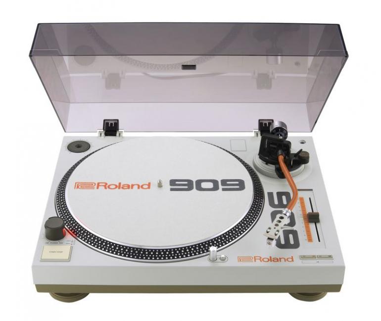 Roland: TT-99 a DJ-99