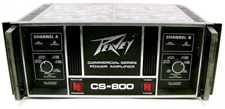 Legendární koncový zesilovač Peavey CS-800