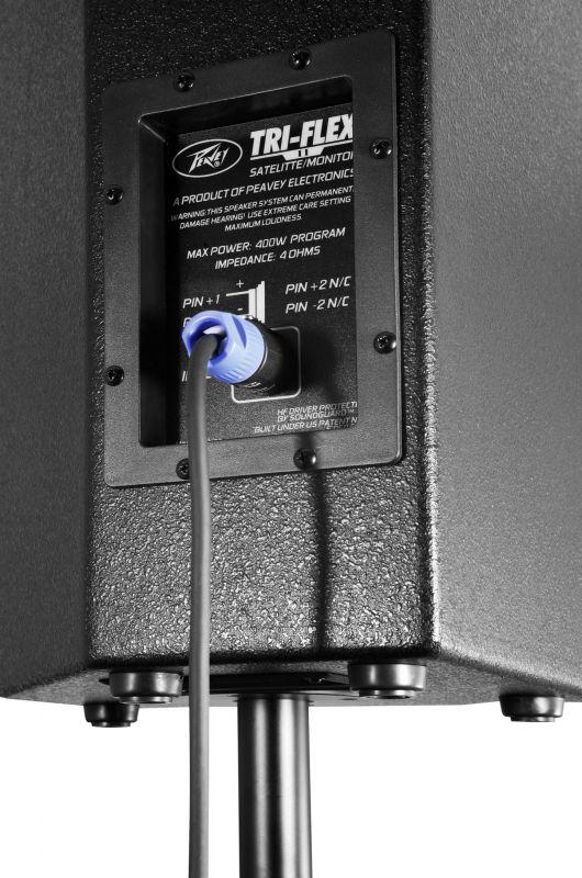Peavey TriFlex II zvukový aktivní systém čítající subwoofer a dvojici