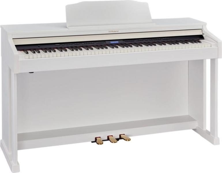 Roland: HP601 Digital Piano