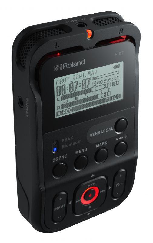 Roland: R-07 HIGH-RESOLUTION AUDIO RECORDER