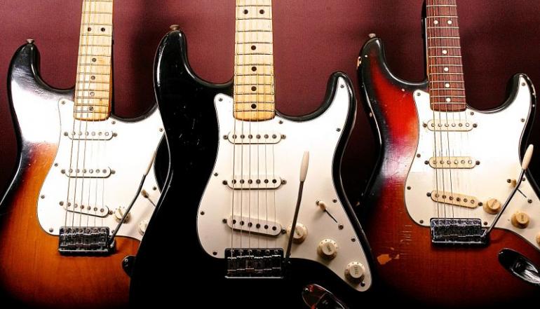 Vznik legendy Fender Stratocaster - 70. léta