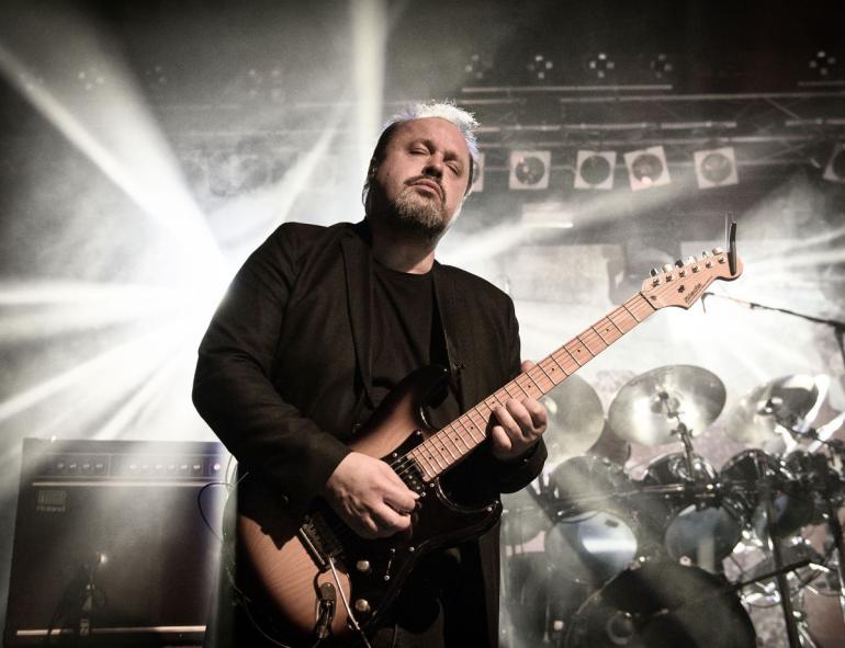 Kytaroví velikáni - Steve Rothery