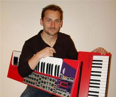 Pódiové sestavy slavných klávesistů - Steve Weingart
