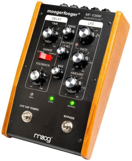 Moog efekt MF-108M CLUSTER FLUX: analogový efekt s Midi