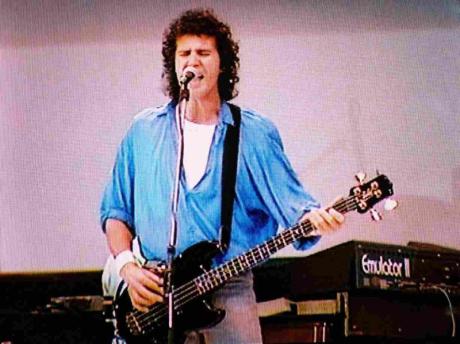 John Illsley - Bass profil