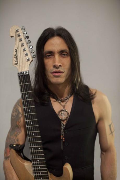 Nuno Bettencourt - na turné s Rihannou - exkluzivní rozhovor