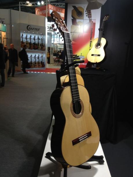 Musikmesse a Prolight+sound 2013 - Flamenco modely luthiera Hnos. Sanchis Lopez