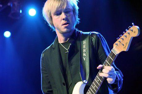 Pódiové sestavy slavných kytaristů 130 - Kenny Wayne Shepherd