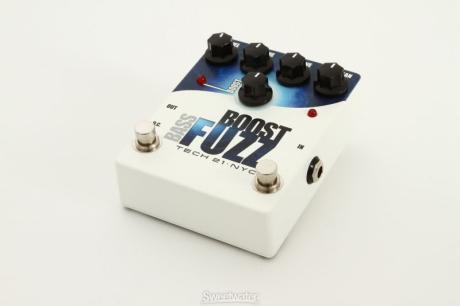 Tech 21 NYC Bass Boost Fuzz - analogové zkreslení pro baskytaru