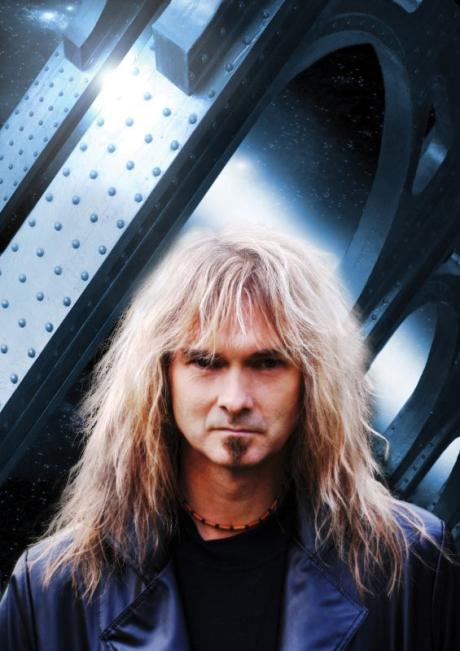 Arjen Lucassen - vesmírný multiinstrumentalista