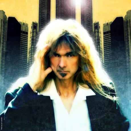 Arjen Lucassen - vesmírný multiinstrumentalista