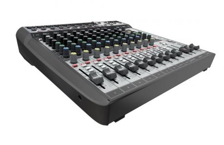 Soundcraft: Signature MTK – multitrackový záznam, nebo digitální pluginy v luxusním analogovém mixu