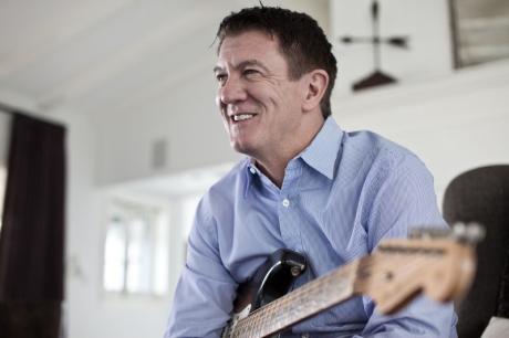 Andy Mooney nový generální ředitel Fender Musical Instruments Corporation