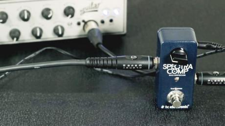 TC Electronic SpectraComp Bass Compressor - kompaktní profesionální kompresor