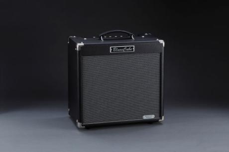 Roland: Guitar Amp