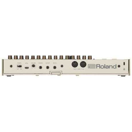 Roland TR-09 a TB-03 - rytmika na baterky