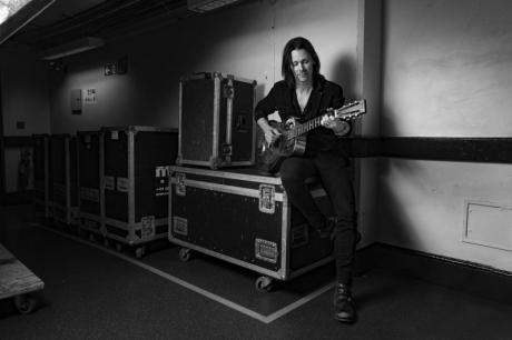 Myles Kennedy - Pohled tygra