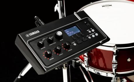 Yamaha EAD 10 - elektroakustický bicí modul