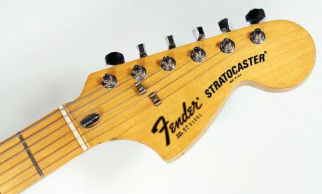 Vznik legendy Fender Stratocaster - 70. léta