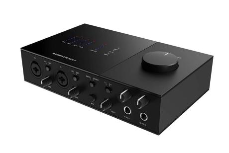 Native Instruments Komplete Audio 6 Mk2 - zvuková karta