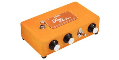 Warm Audio Foxy Tone Box - plný a vřelý fuzz efekt a přepínatelný oktavér