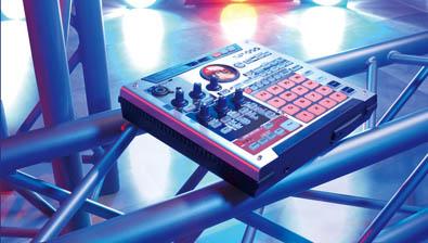Roland SP-555 - sampler zaměřený na DJ