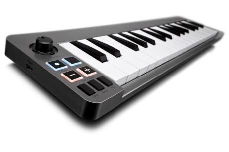 M-Audio Keystation Mini 32 - lehce přenosný klávesový MIDI kontrolér 