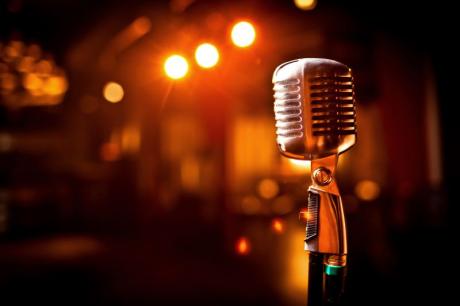 Tipy a triky - Jsem zpěvák! Tak kde pro mě máte mikrofon?