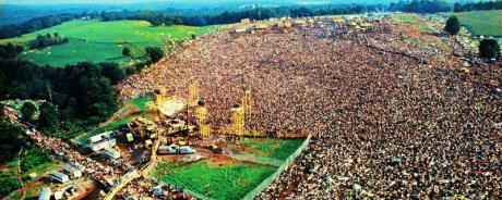 Na vlnách síly květin aneb čyřicet šest let od Woodstocku - Letem kytarovým světem