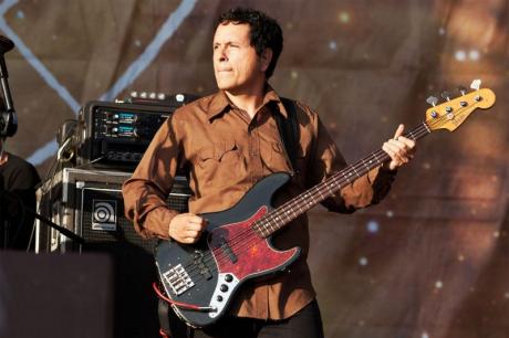 Juan Alderete de la Peña - Bass profil