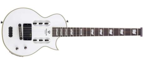 Traveler Guitar LTD EC-1 White - cestovní kytara s aktivním snímačem a sluchátkovým zesilovačem